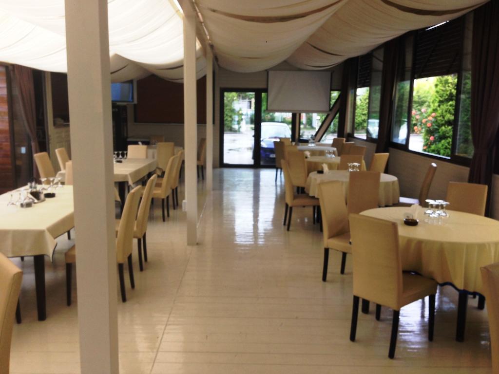 Hotel Pacific Temešvár Exteriér fotografie